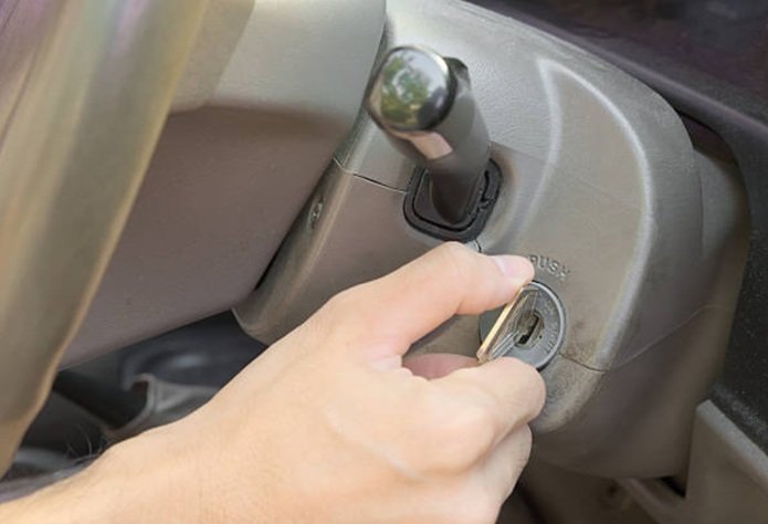 Réplicas de llaves de coche a precios económicos y sin competencia en Sabadell con Cerrajería Reyes.